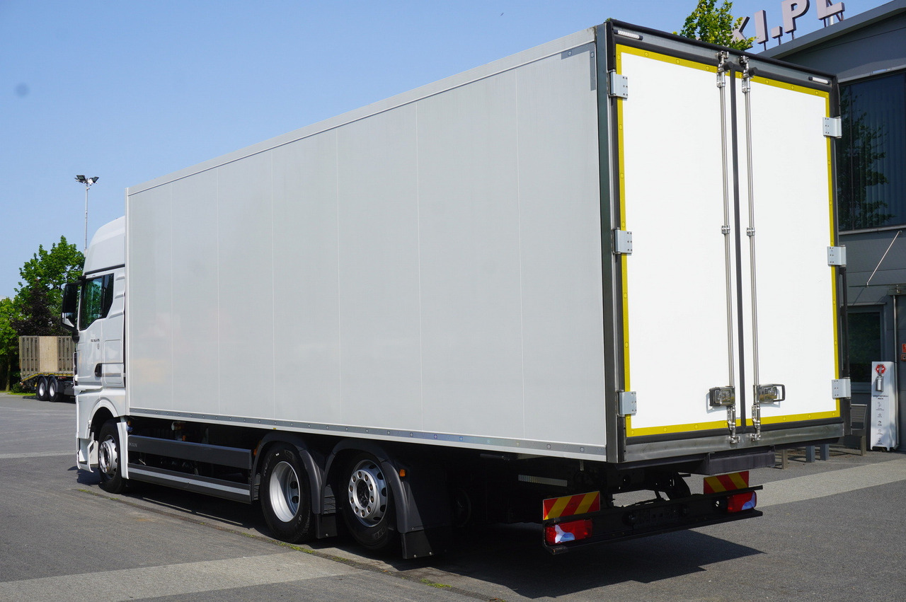 MAN TGX 26.470 / 2022 / Krone Refrigerator 40 EPAL Multitemp Dopplestock / Carrier Supra 950 MT - 냉동탑차 : 사진 4 MAN TGX 26.470 / 2022 / Krone Refrigerator 40 EPAL Multitemp Dopplestock / Carrier Supra 950 MT - 냉동탑차 : 사진 4