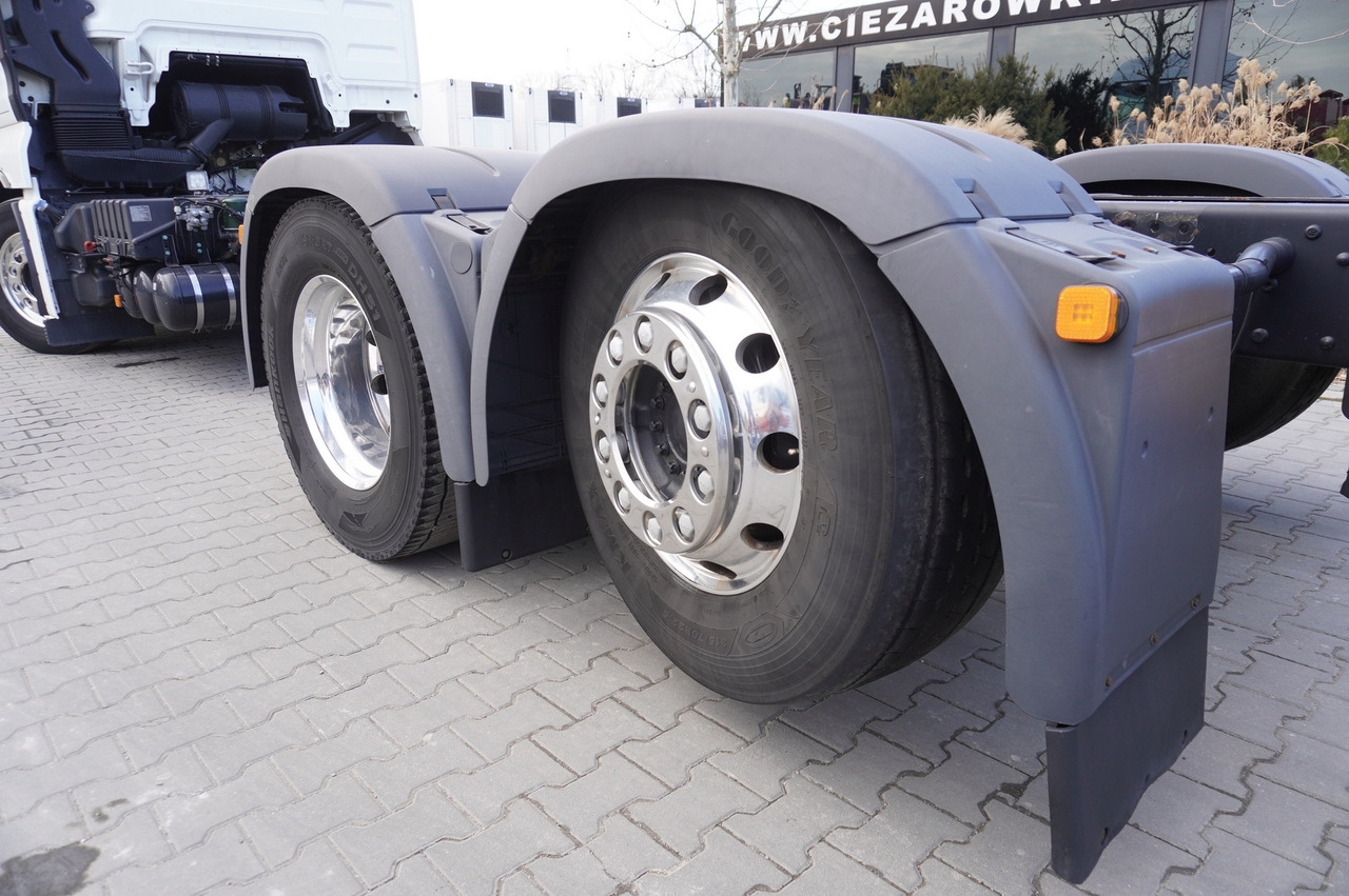 MAN TGX 26,500 / 500 HP / steering 3rd axle / 20 t cap. / Chassis 6.5 m - 캡 새시 트럭 : 사진 2 MAN TGX 26,500 / 500 HP / steering 3rd axle / 20 t cap. / Chassis 6.5 m - 캡 새시 트럭 : 사진 2