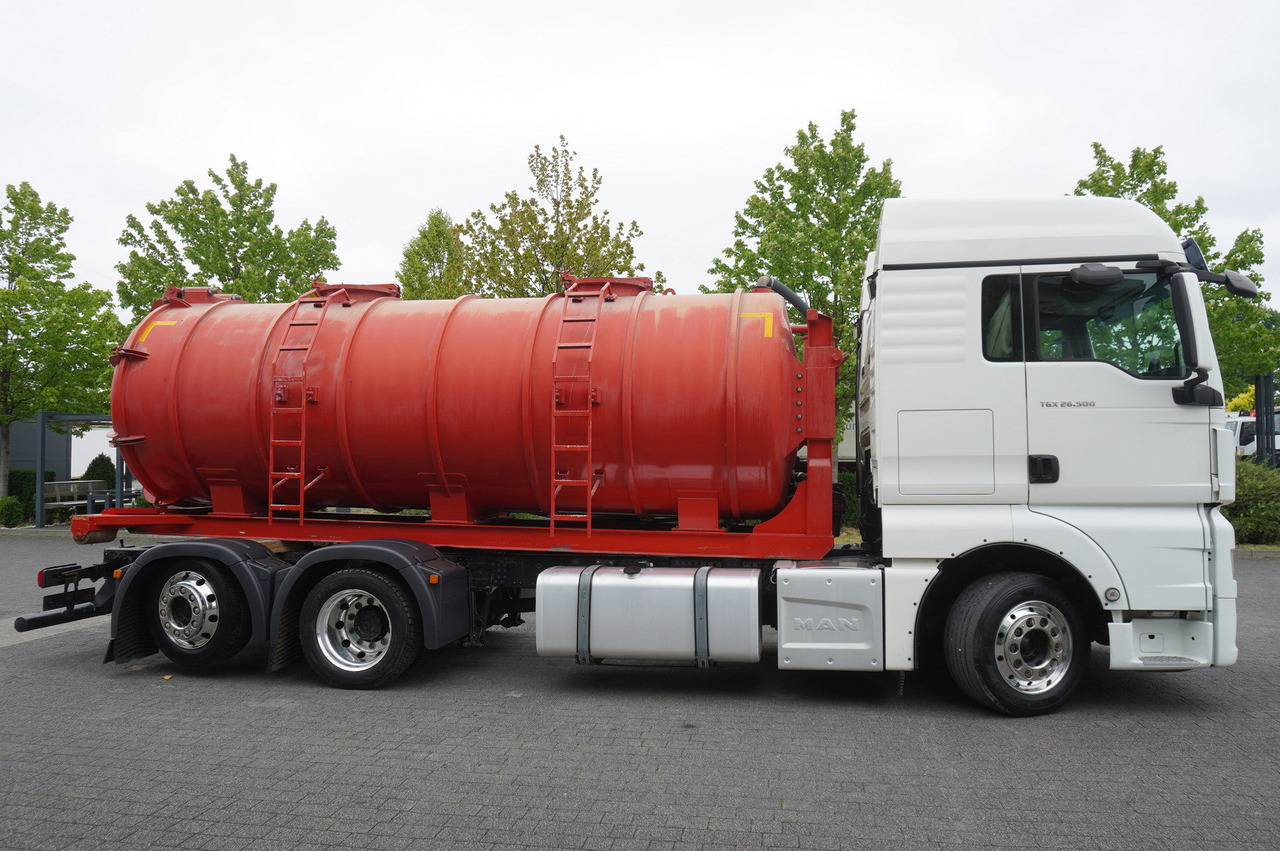 MAN TGX 26.500 / NEW Stal Septic barrel 13000 l / steering 3rd axle - 유조트럭 : 사진 5 MAN TGX 26.500 / NEW Stal Septic barrel 13000 l / steering 3rd axle - 유조트럭 : 사진 5