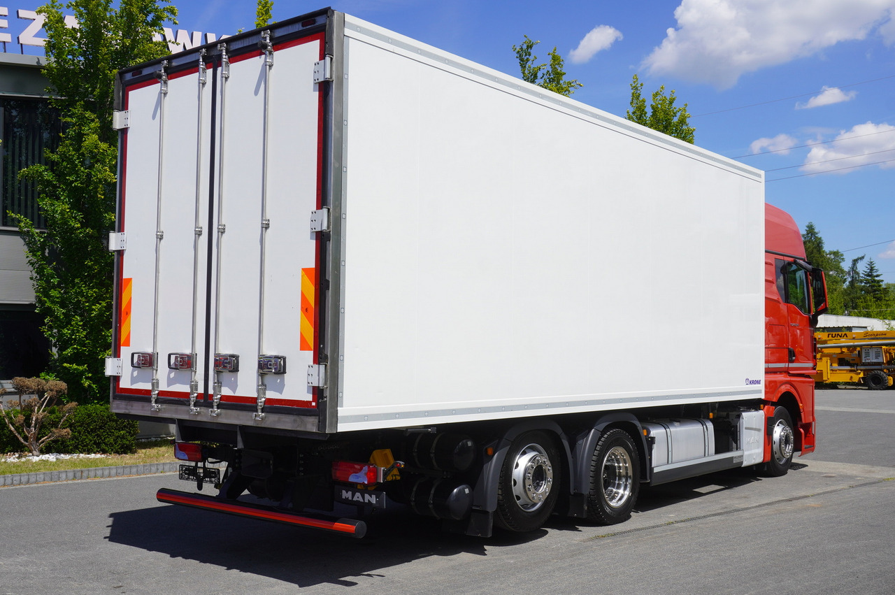 MAN TGX 26.510 / 2022 / NEW Krone bitemperature refrigerated truck / Carrier Supra 850 MT / 4 units - 냉동탑차 : 사진 5 MAN TGX 26.510 / 2022 / NEW Krone bitemperature refrigerated truck / Carrier Supra 850 MT / 4 units - 냉동탑차 : 사진 5