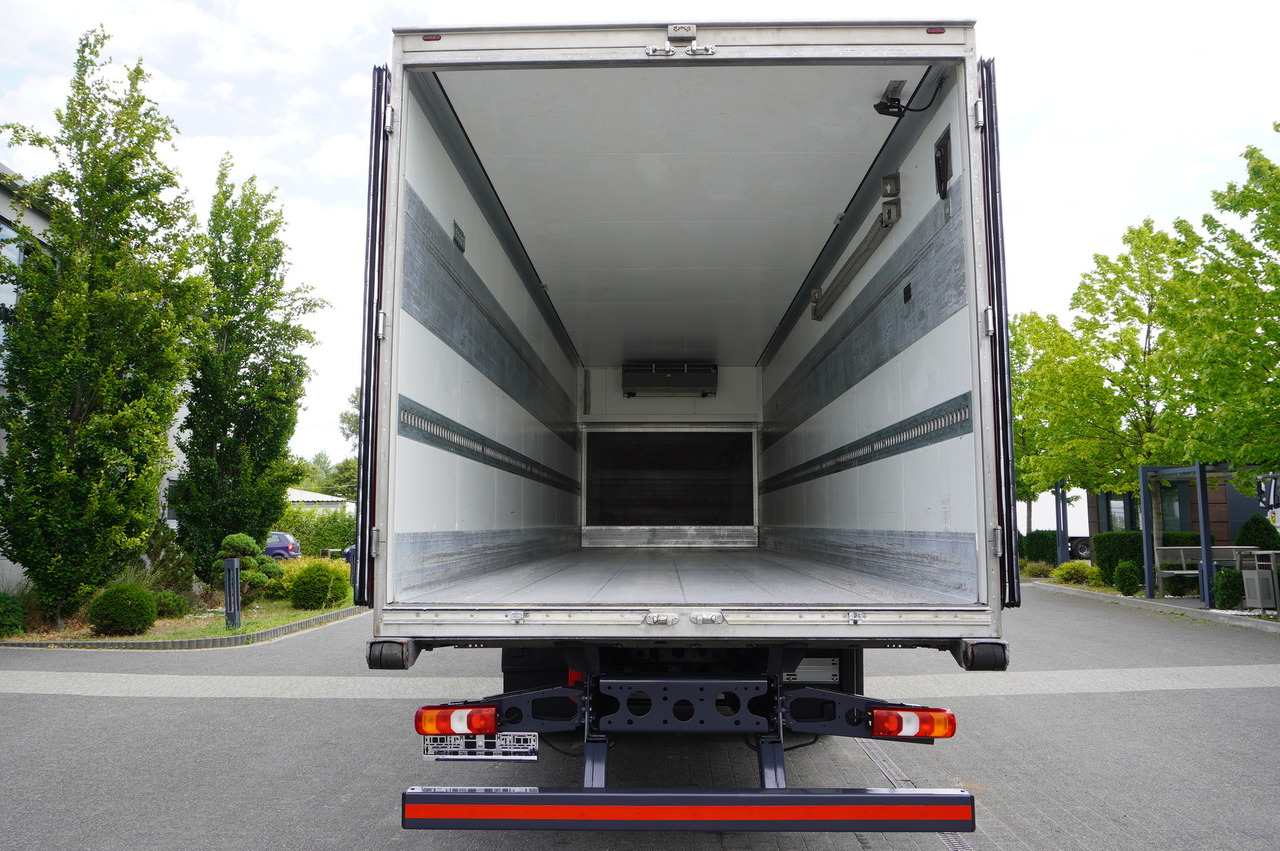 MERCEDES-BENZ Actros 1824 / Refrigerator 22 EPAL / Carrier Supra 850 / Sleeping cabin - 냉동탑차 : 사진 5 MERCEDES-BENZ Actros 1824 / Refrigerator 22 EPAL / Carrier Supra 850 / Sleeping cabin - 냉동탑차 : 사진 5