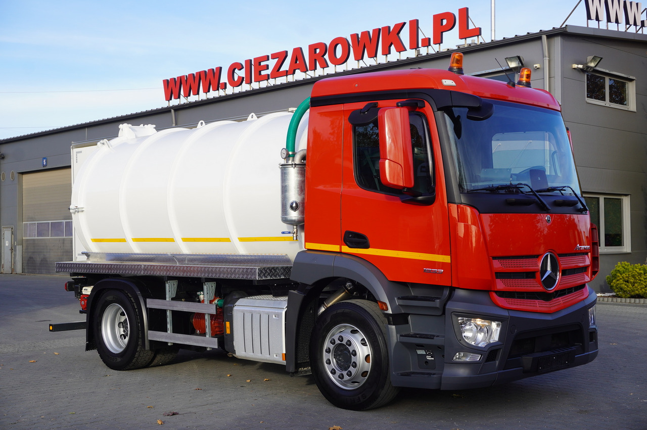 MERCEDES-BENZ Actros 1833 / 260 tho. km / NEW septic tank 11000 l - 유조트럭 : 사진 1 MERCEDES-BENZ Actros 1833 / 260 tho. km / NEW septic tank 11000 l - 유조트럭 : 사진 1