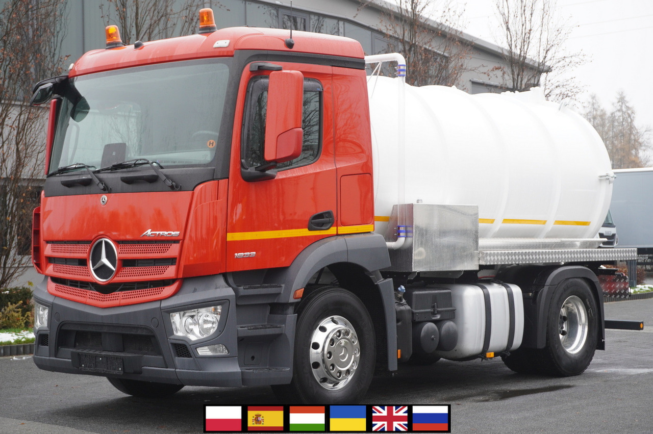 MERCEDES-BENZ Actros 1833 / 260 tho. km / NEW septic tank 11000 l - 유조트럭 : 사진 1 MERCEDES-BENZ Actros 1833 / 260 tho. km / NEW septic tank 11000 l - 유조트럭 : 사진 1