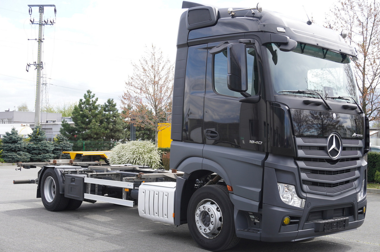 MERCEDES-BENZ Actros 1840 E6 4x2 / Lounge chair BDF - 캡 새시 트럭 : 사진 2 MERCEDES-BENZ Actros 1840 E6 4x2 / Lounge chair BDF - 캡 새시 트럭 : 사진 2