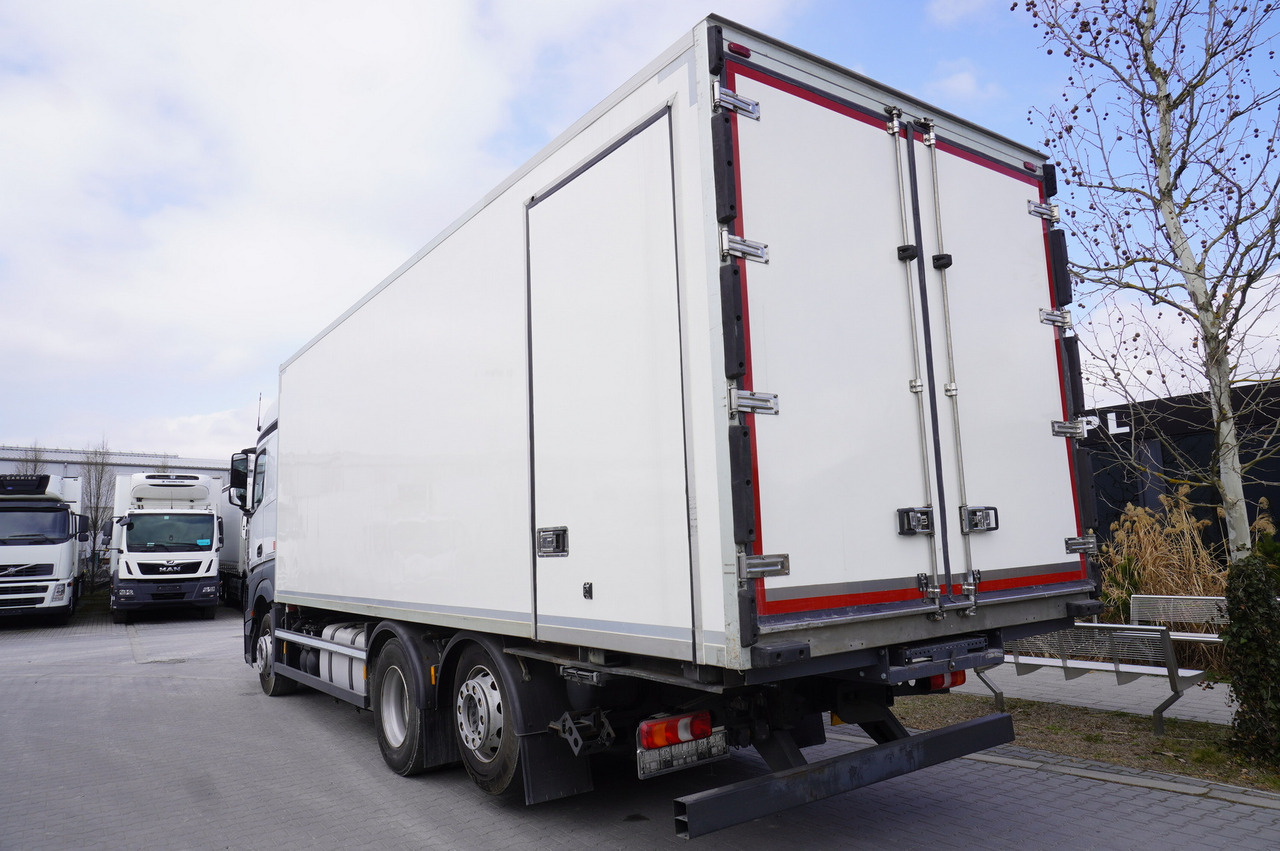 MERCEDES-BENZ Actros 2542 / GIGA cabin / Thermoking 1000R - 냉동탑차 : 사진 3 MERCEDES-BENZ Actros 2542 / GIGA cabin / Thermoking 1000R - 냉동탑차 : 사진 3