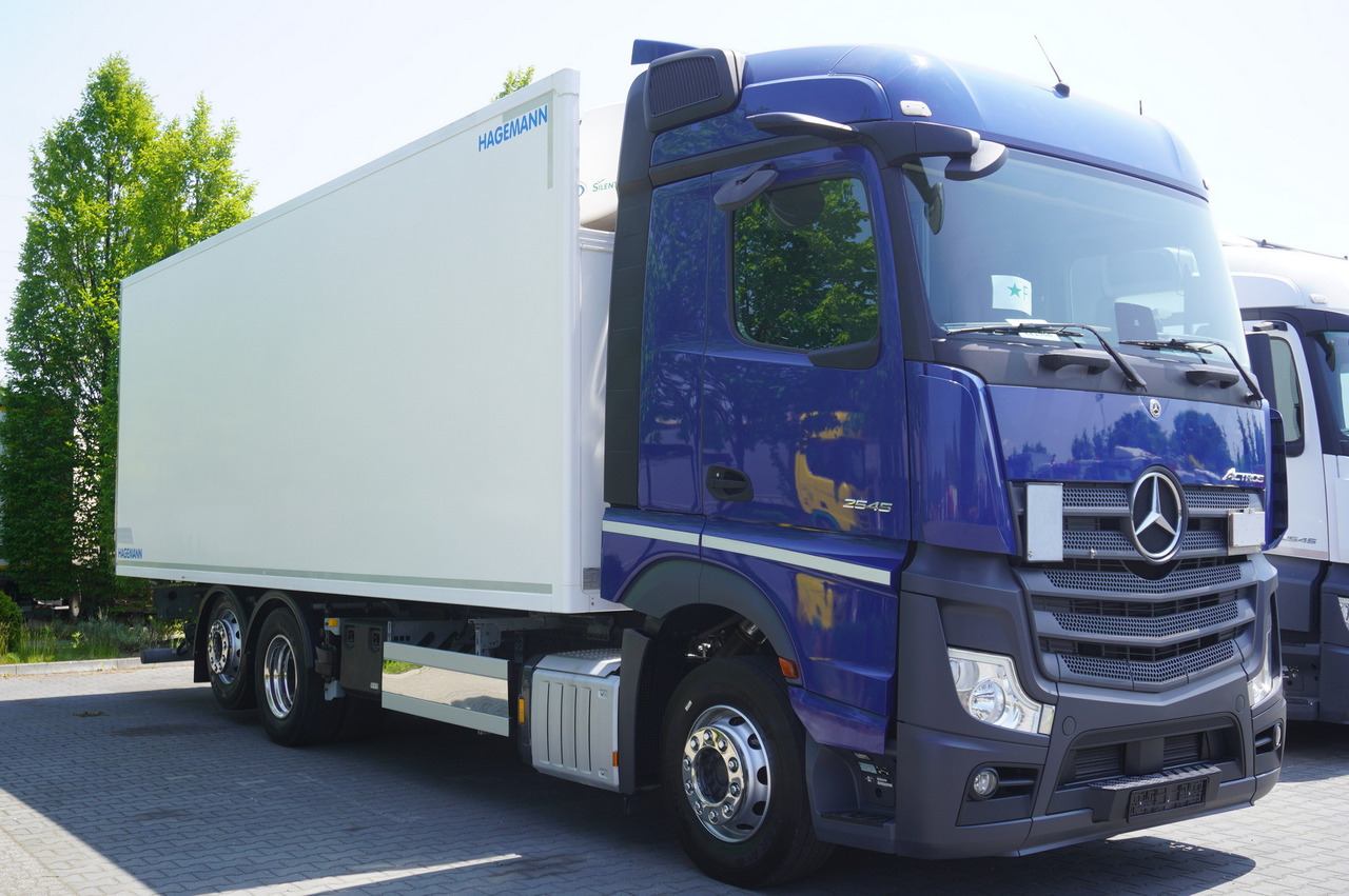MERCEDES-BENZ Actros 2545 / 2021 / Hagemann refrigerator Multitemperature - 냉동탑차 : 사진 5 MERCEDES-BENZ Actros 2545 / 2021 / Hagemann refrigerator Multitemperature - 냉동탑차 : 사진 5