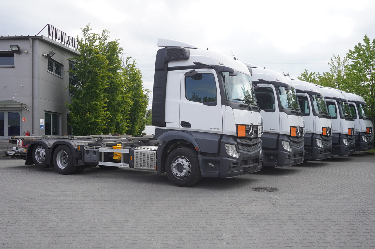 MERCEDES-BENZ Actros 2545 6×2 MP5 / ADR AT / 12 units - 컨테이너 운반 장치/ 스와프 보디 트럭 : 사진 2 MERCEDES-BENZ Actros 2545 6×2 MP5 / ADR AT / 12 units - 컨테이너 운반 장치/ 스와프 보디 트럭 : 사진 2