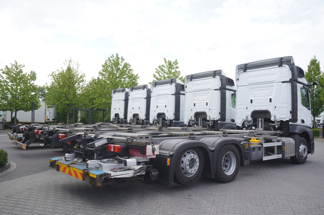 MERCEDES-BENZ Actros 2545 6×2 MP5 / ADR AT / 12 units - 컨테이너 운반 장치/ 스와프 보디 트럭 : 사진 4 MERCEDES-BENZ Actros 2545 6×2 MP5 / ADR AT / 12 units - 컨테이너 운반 장치/ 스와프 보디 트럭 : 사진 4