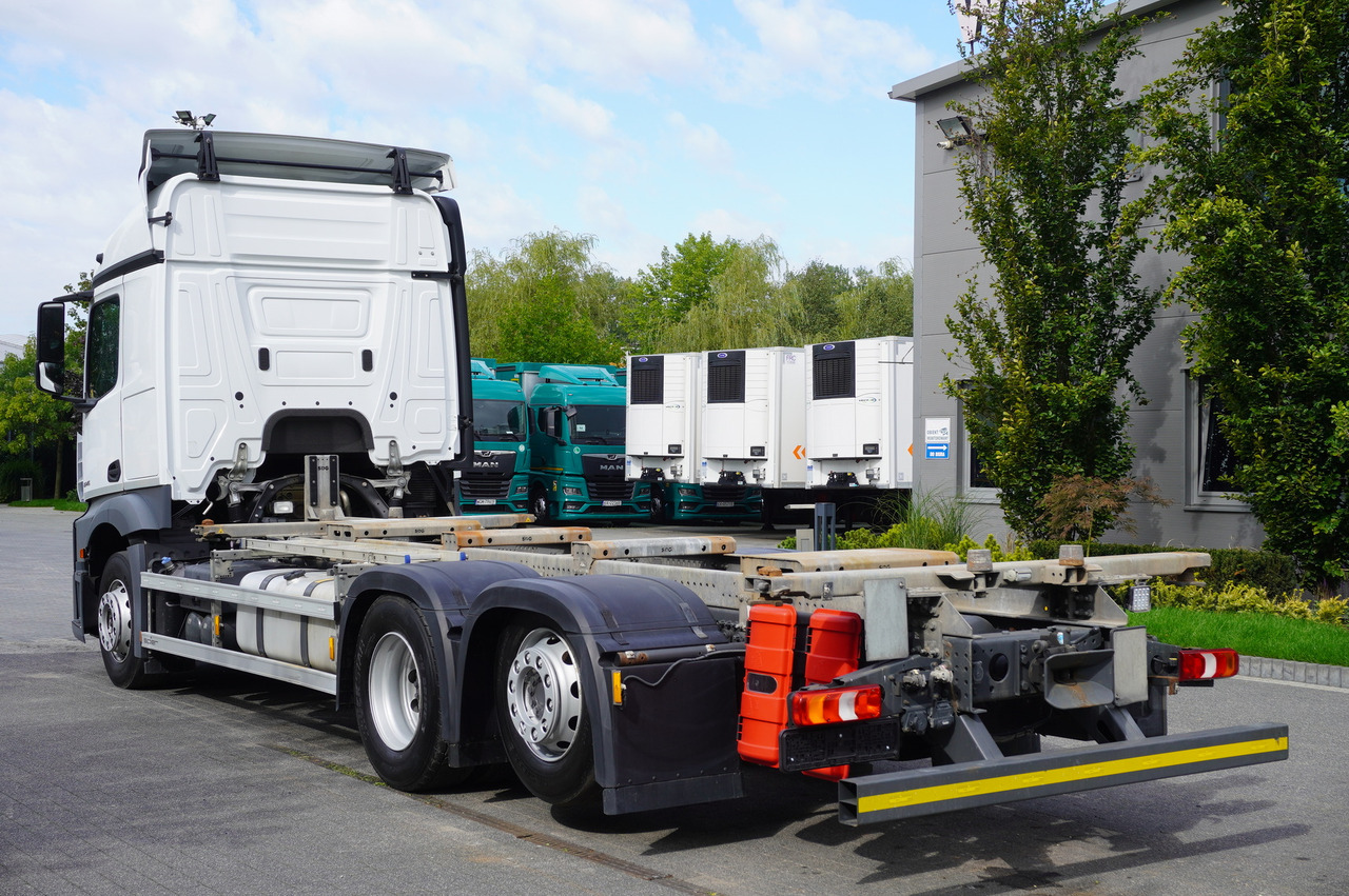 MERCEDES-BENZ Actros 2545 6×2 MP5 / Full ADR / 2 units - 컨테이너 운반 장치/ 스와프 보디 트럭 : 사진 4 MERCEDES-BENZ Actros 2545 6×2 MP5 / Full ADR / 2 units - 컨테이너 운반 장치/ 스와프 보디 트럭 : 사진 4
