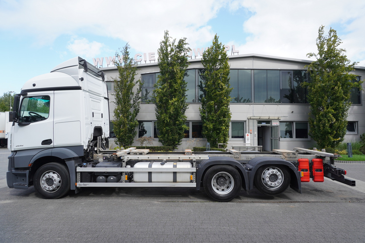 MERCEDES-BENZ Actros 2545 6×2 MP5 / Full ADR / 2 units - 컨테이너 운반 장치/ 스와프 보디 트럭 : 사진 3 MERCEDES-BENZ Actros 2545 6×2 MP5 / Full ADR / 2 units - 컨테이너 운반 장치/ 스와프 보디 트럭 : 사진 3