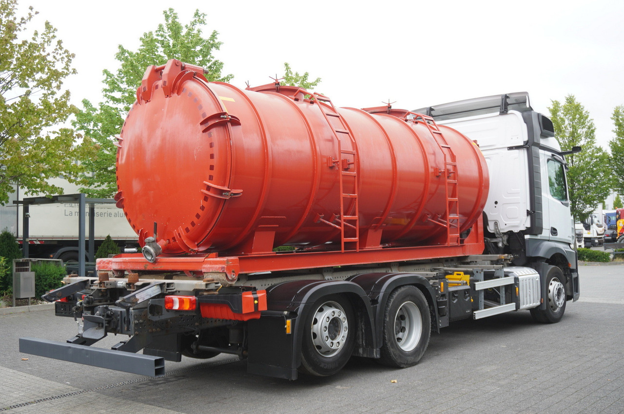 MERCEDES-BENZ Actros 2545 6 × 2 MP5 / NEW septic barrel 13000 L - 슬러리 탱커 : 사진 4 MERCEDES-BENZ Actros 2545 6 × 2 MP5 / NEW septic barrel 13000 L - 슬러리 탱커 : 사진 4