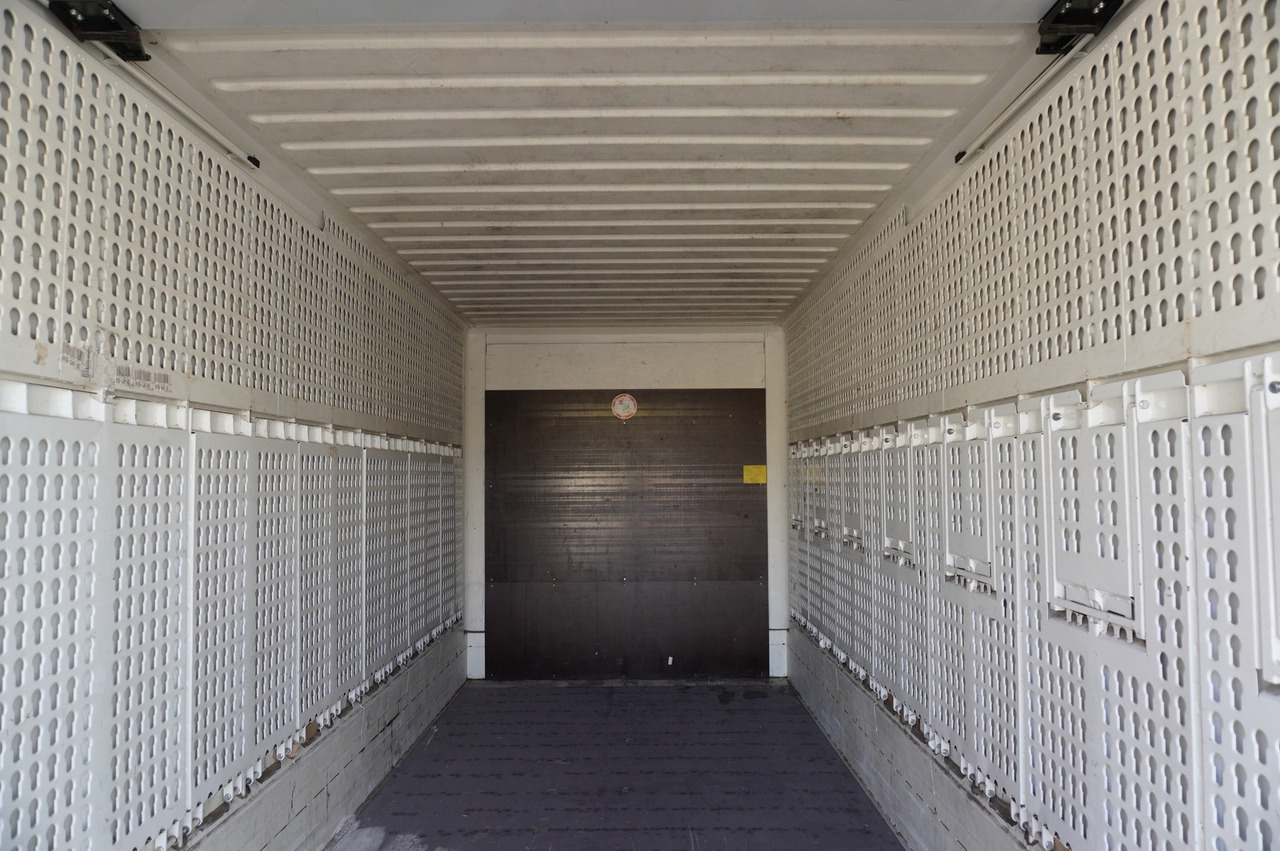 MERCEDES-BENZ Actros 2545 MP5 / KRONE 18 EPAL box body / ADR AT - 냉동탑차 : 사진 4 MERCEDES-BENZ Actros 2545 MP5 / KRONE 18 EPAL box body / ADR AT - 냉동탑차 : 사진 4