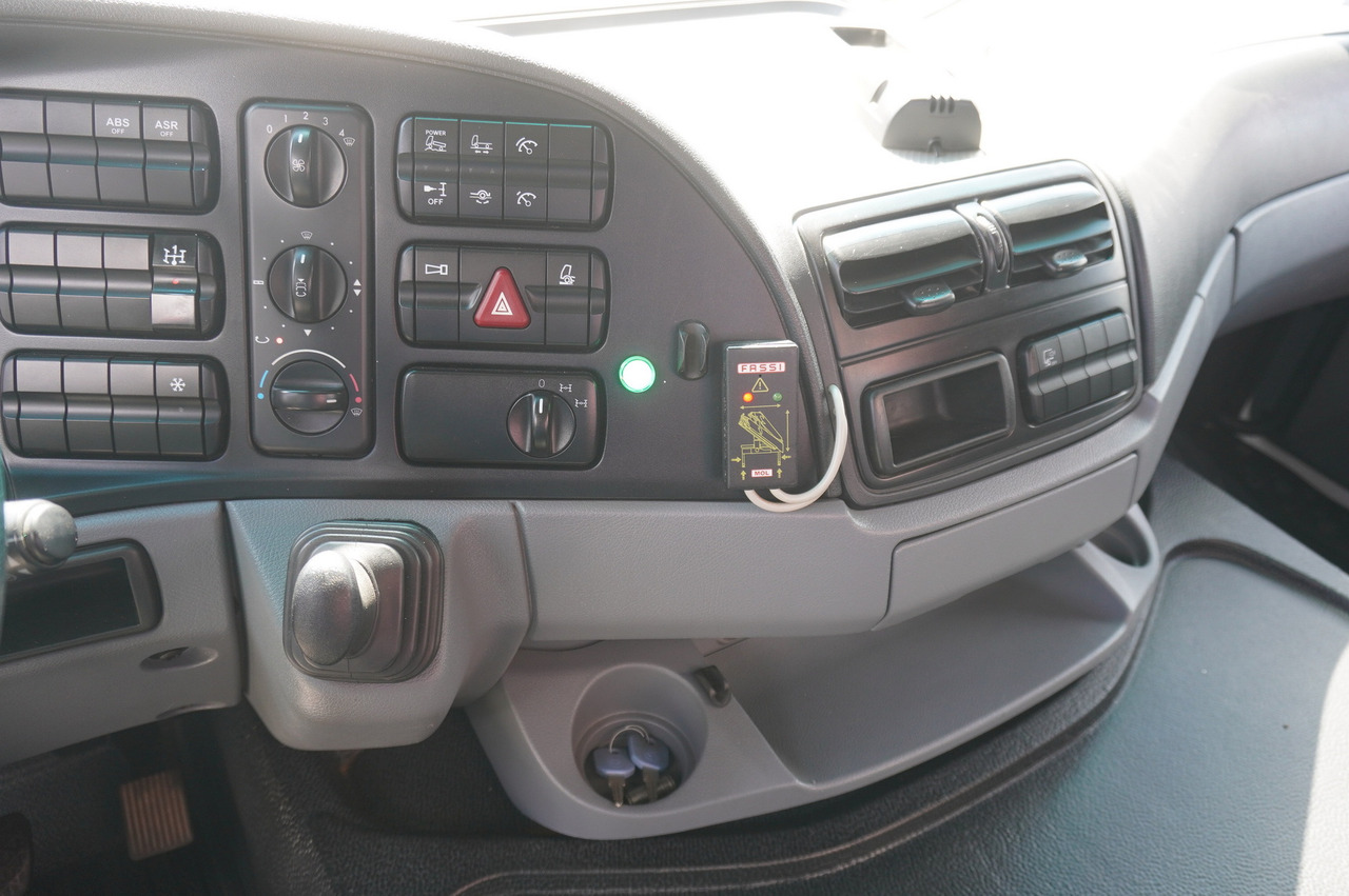 드롭사이드/ 플랫베드 트럭, 크레인 트럭 MERCEDES-BENZ Actros 2641 6×4 E5 / Crane / Dumper / 110000 km! : 사진 26