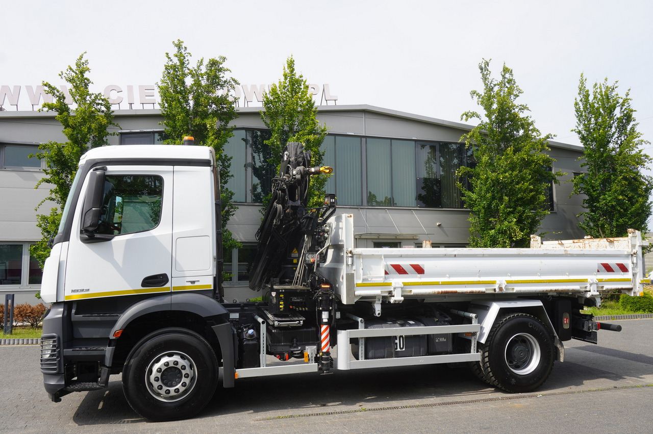 MERCEDES-BENZ Arocs 1833 / 87,000 km!!! / Hds HIAB X-DUO 128 B-2 / three-sided tipper - 크레인 트럭, 크레인 트럭 : 사진 5 MERCEDES-BENZ Arocs 1833 / 87,000 km!!! / Hds HIAB X-DUO 128 B-2 / three-sided tipper - 크레인 트럭, 크레인 트럭 : 사진 5