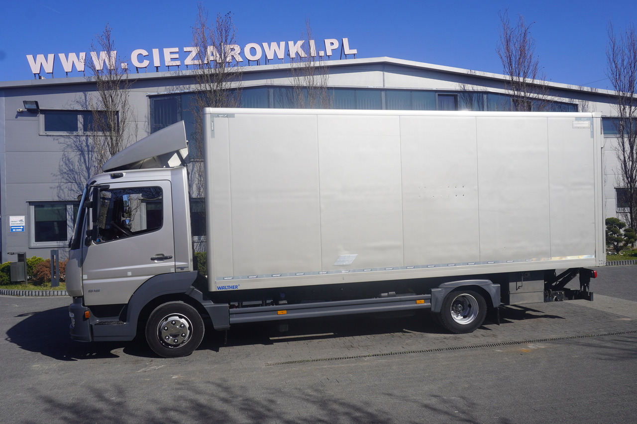 MERCEDES-BENZ Atego 818 / Box superstructure / DAUTEL tailgate 1.5 T - 박스 트럭 : 사진 2 MERCEDES-BENZ Atego 818 / Box superstructure / DAUTEL tailgate 1.5 T - 박스 트럭 : 사진 2
