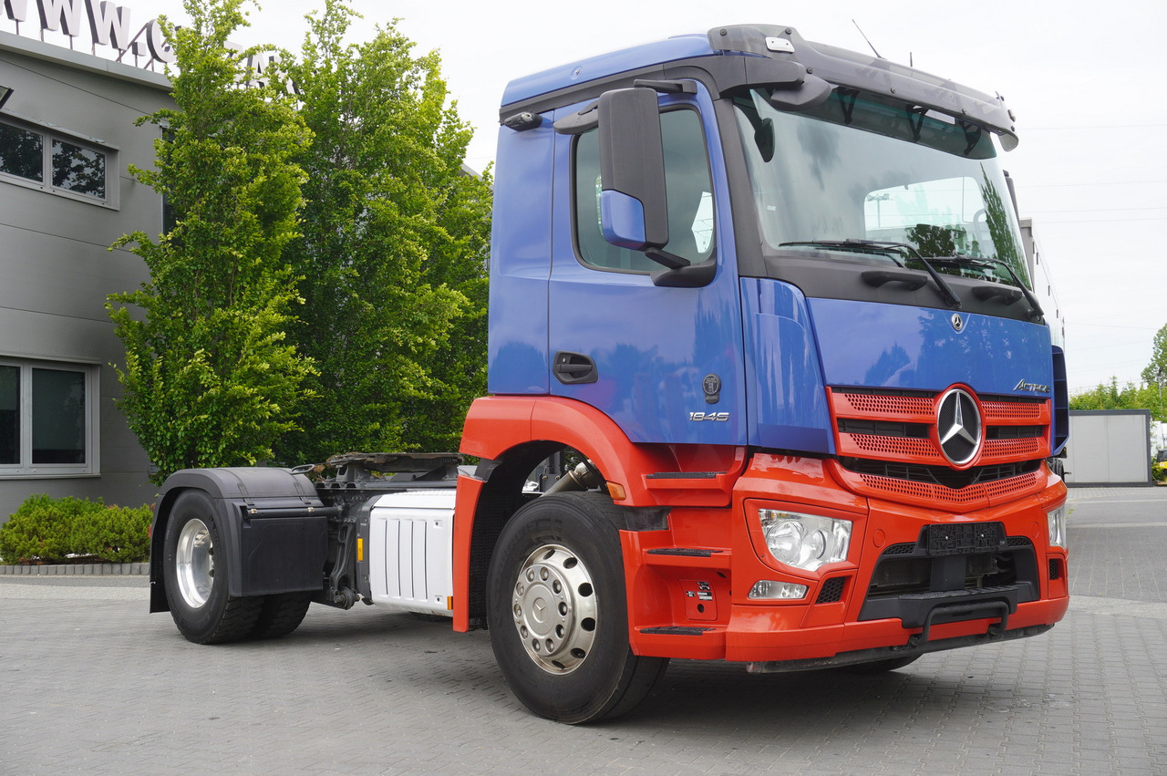 Mercedes-Benz Actros 1845 4x2 / Jost 5th wheel / 11.1 t load capacity - 트랙터 유닛 : 사진 2 Mercedes-Benz Actros 1845 4x2 / Jost 5th wheel / 11.1 t load capacity - 트랙터 유닛 : 사진 2