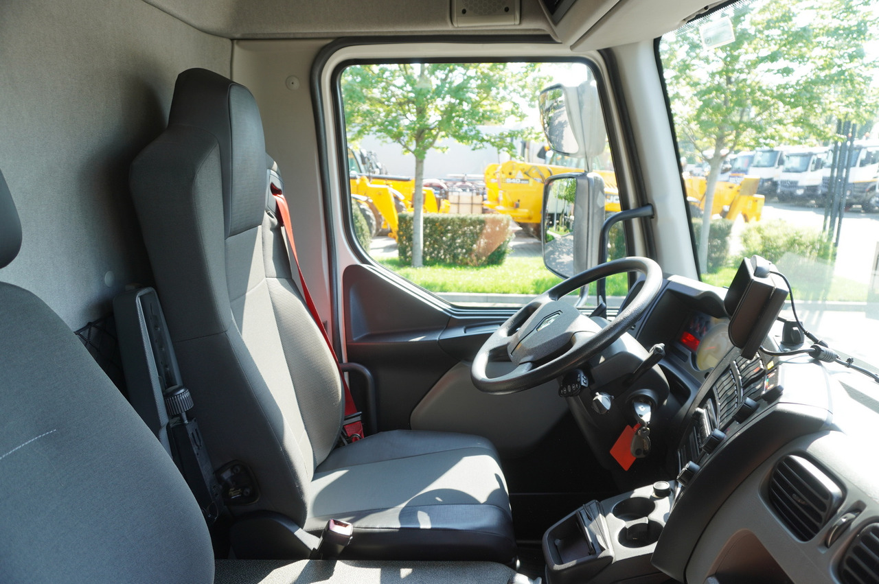 견인 트럭 RENAULT D12 / New galvanized tow truck superstructure / 2025 / length 840 cm : 사진 28 견인 트럭 RENAULT D12 / New galvanized tow truck superstructure / 2025 / length 840 cm : 사진 28