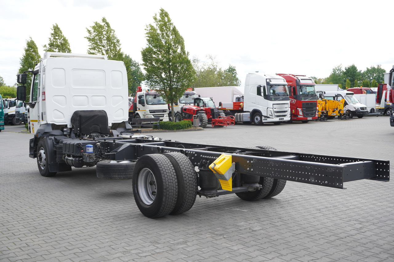 RENAULT D16 / Chassis 7.1 m / Differential lock - 캡 새시 트럭 : 사진 5 RENAULT D16 / Chassis 7.1 m / Differential lock - 캡 새시 트럭 : 사진 5