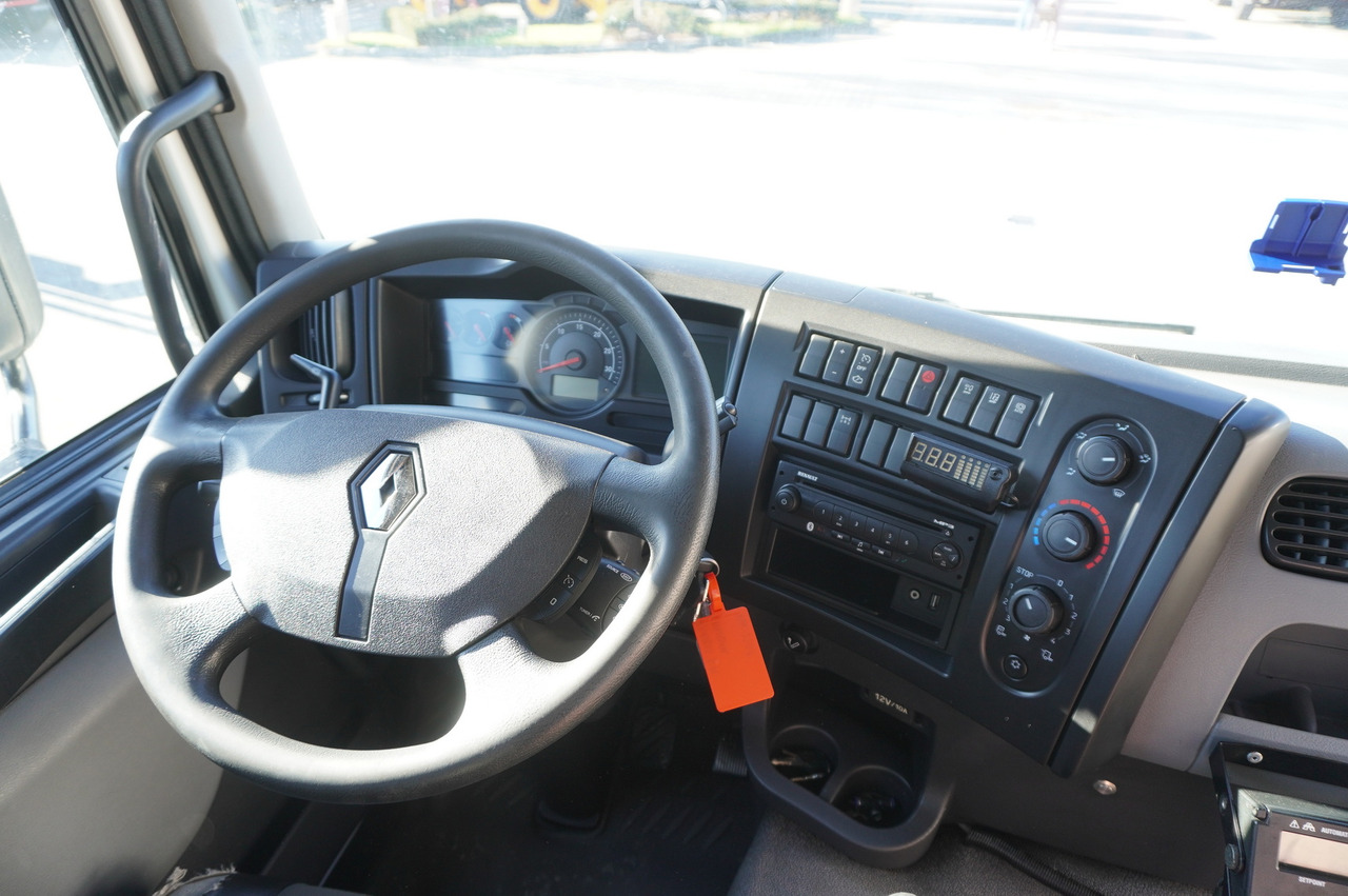 냉동탑차 RENAULT D19 Wide 4x2 E6 / Lamberet 22 EPAL refrigerator / Multitemperature / Carrier Supra 1250 MT : 사진 17 냉동탑차 RENAULT D19 Wide 4x2 E6 / Lamberet 22 EPAL refrigerator / Multitemperature / Carrier Supra 1250 MT : 사진 17