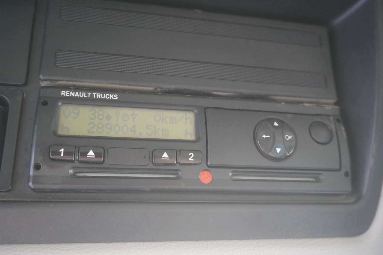 RENAULT Renault D16 / frame 7.3 m / Differential lock / 3 units - 컨테이너 운반 장치/ 스와프 보디 트럭 : 사진 2 RENAULT Renault D16 / frame 7.3 m / Differential lock / 3 units - 컨테이너 운반 장치/ 스와프 보디 트럭 : 사진 2