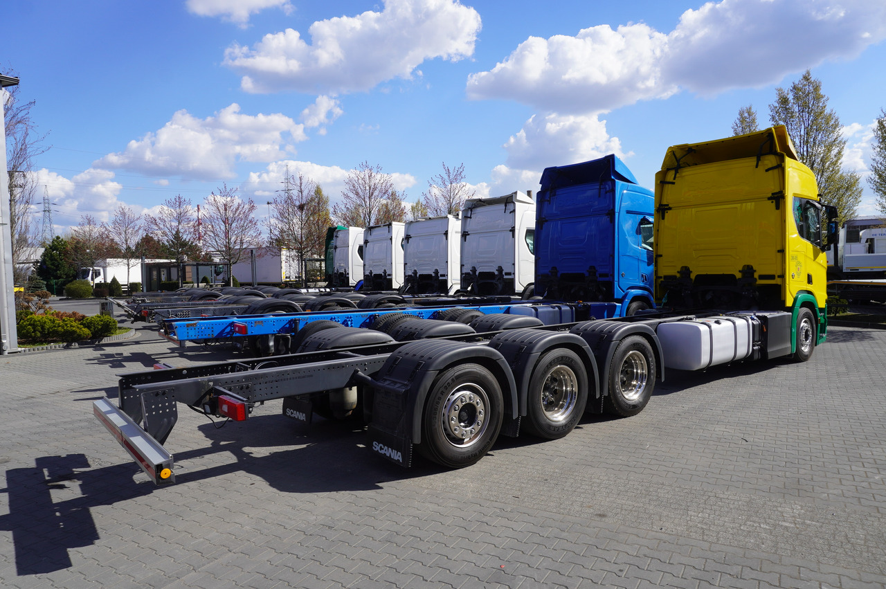 SCANIA R650 V8 / 650 HP/ frame 8.8 m / steered 4th axis / 20 units - 크레인 트럭 : 사진 2 SCANIA R650 V8 / 650 HP/ frame 8.8 m / steered 4th axis / 20 units - 크레인 트럭 : 사진 2