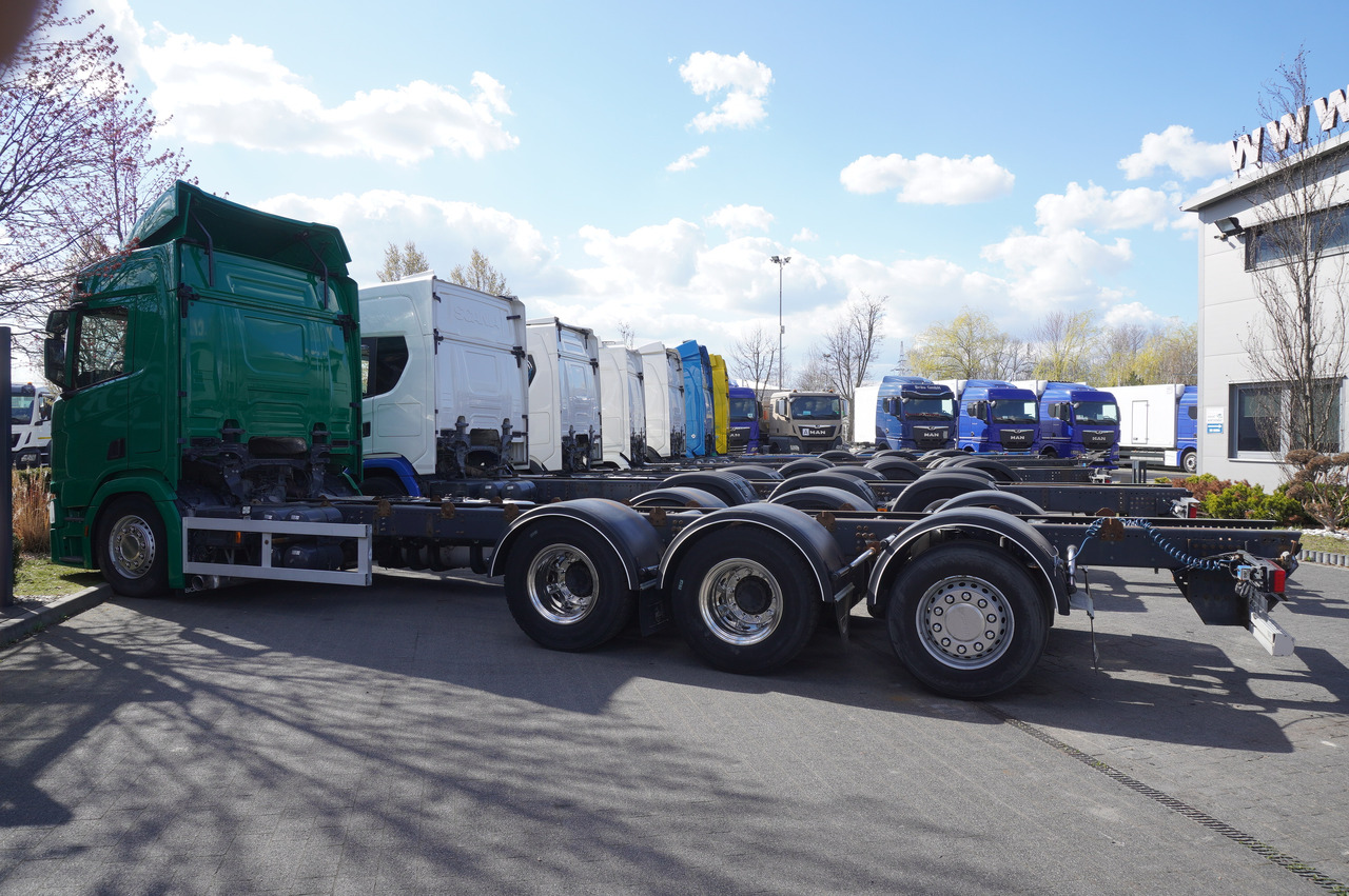 SCANIA R650 V8 / 650 HP/ frame 8.8 m / steered 4th axis / 20 units - 크레인 트럭 : 사진 3 SCANIA R650 V8 / 650 HP/ frame 8.8 m / steered 4th axis / 20 units - 크레인 트럭 : 사진 3
