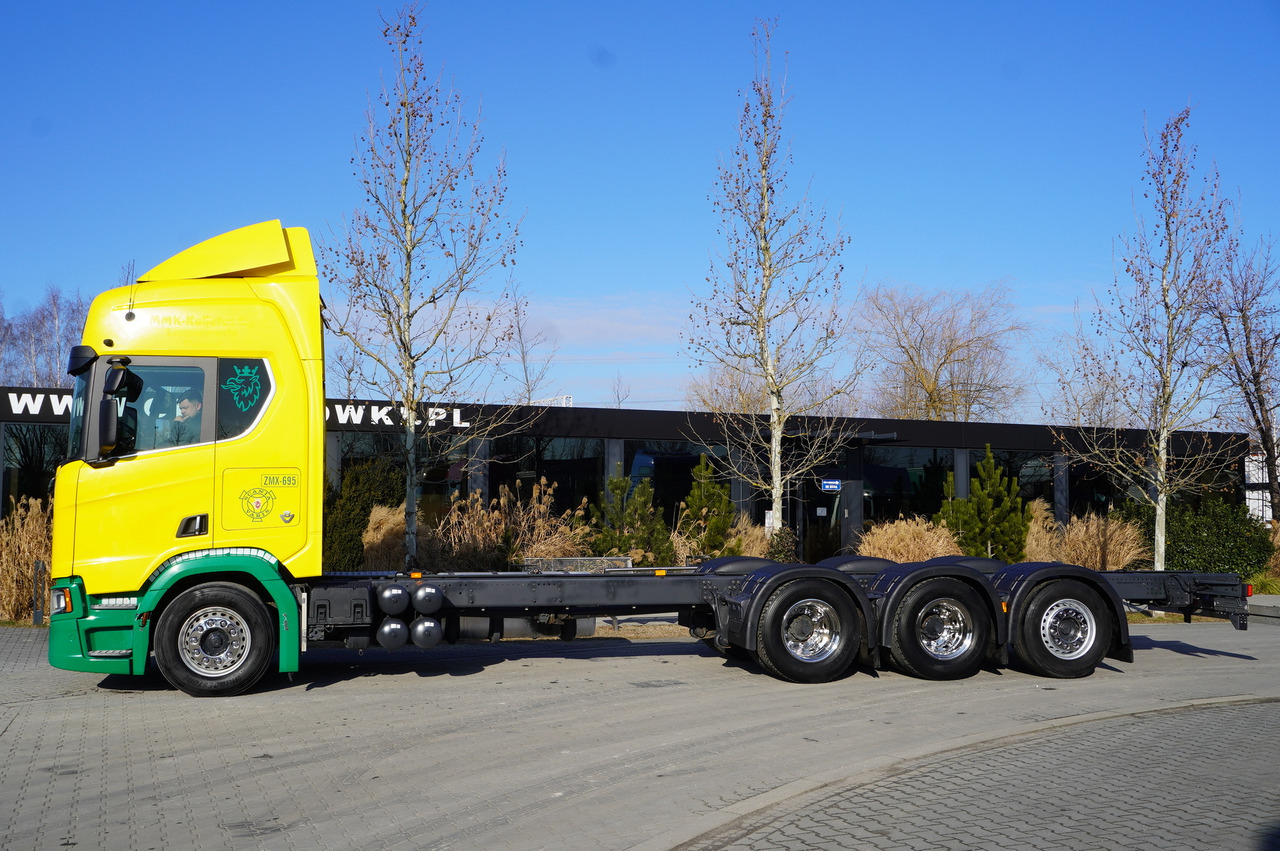 SCANIA R650 V8 8x4/4 E6 / 2020 / Frame 9.7 m - 캡 새시 트럭 : 사진 2 SCANIA R650 V8 8x4/4 E6 / 2020 / Frame 9.7 m - 캡 새시 트럭 : 사진 2