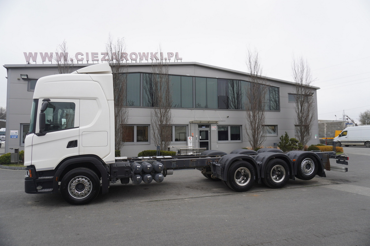 Scania G540 8x4 / Chassis 8.7 m / Steered axle / 2021 - 크레인 트럭 : 사진 3 Scania G540 8x4 / Chassis 8.7 m / Steered axle / 2021 - 크레인 트럭 : 사진 3