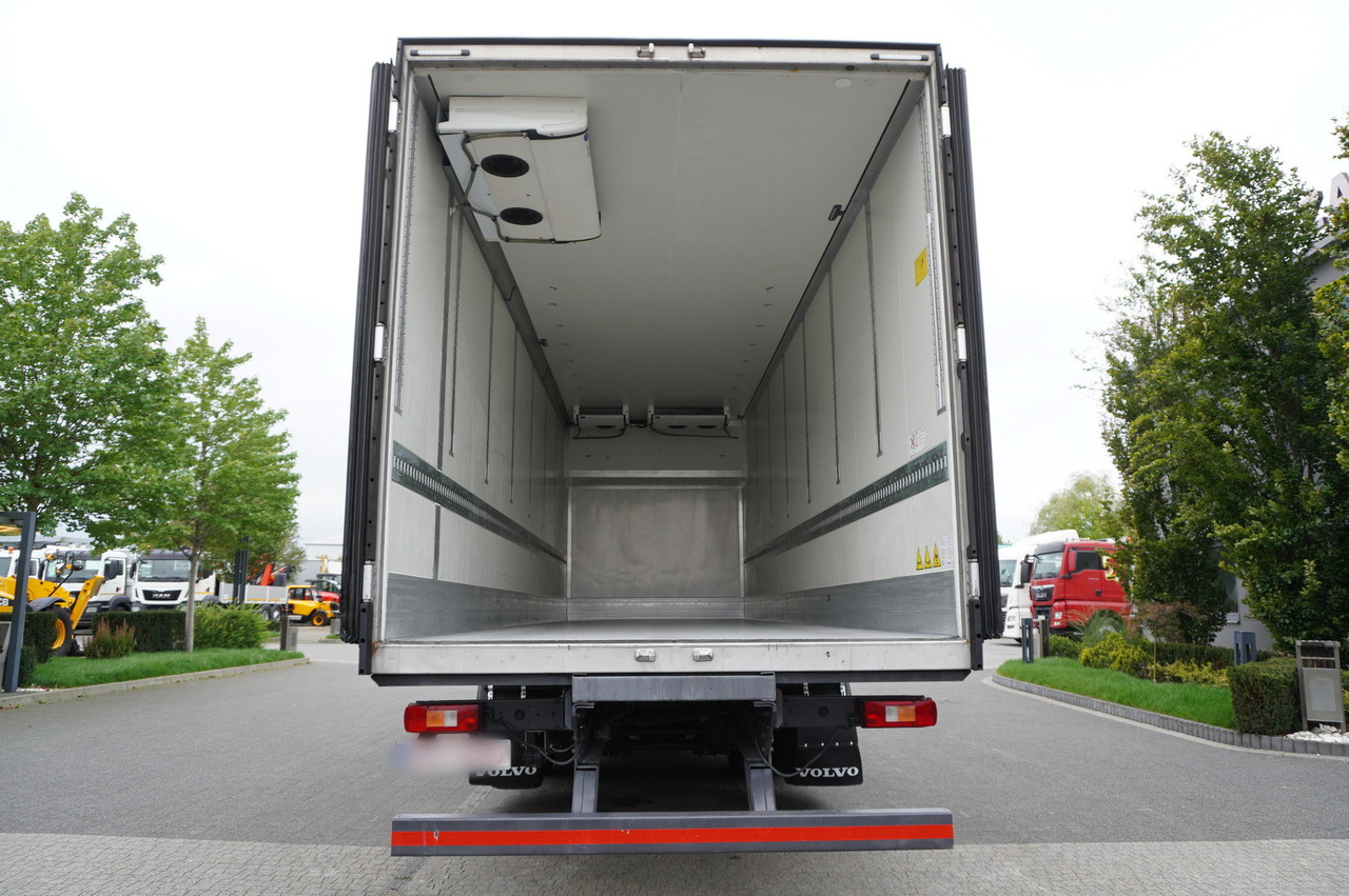 VOLVO FH 460 / Krone refrigerator 23 EPAL! / Carrier Supra 1250 MT Silent / Multitemperature / Steered axle - 냉동탑차 : 사진 4 VOLVO FH 460 / Krone refrigerator 23 EPAL! / Carrier Supra 1250 MT Silent / Multitemperature / Steered axle - 냉동탑차 : 사진 4