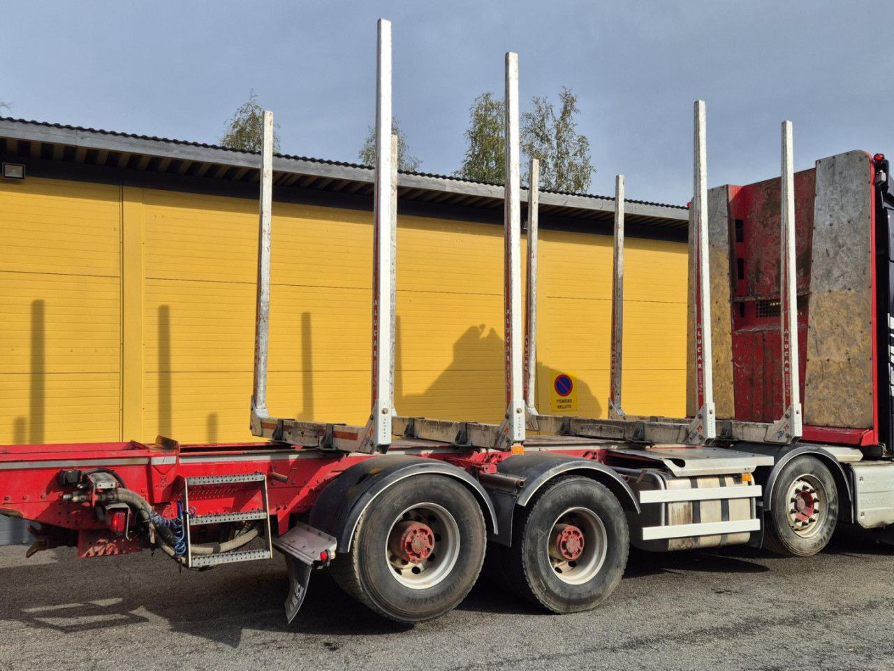 VOLVO FH 750 8x4 / 2 lifted axles / timber truck - 크레인 트럭 : 사진 4 VOLVO FH 750 8x4 / 2 lifted axles / timber truck - 크레인 트럭 : 사진 4