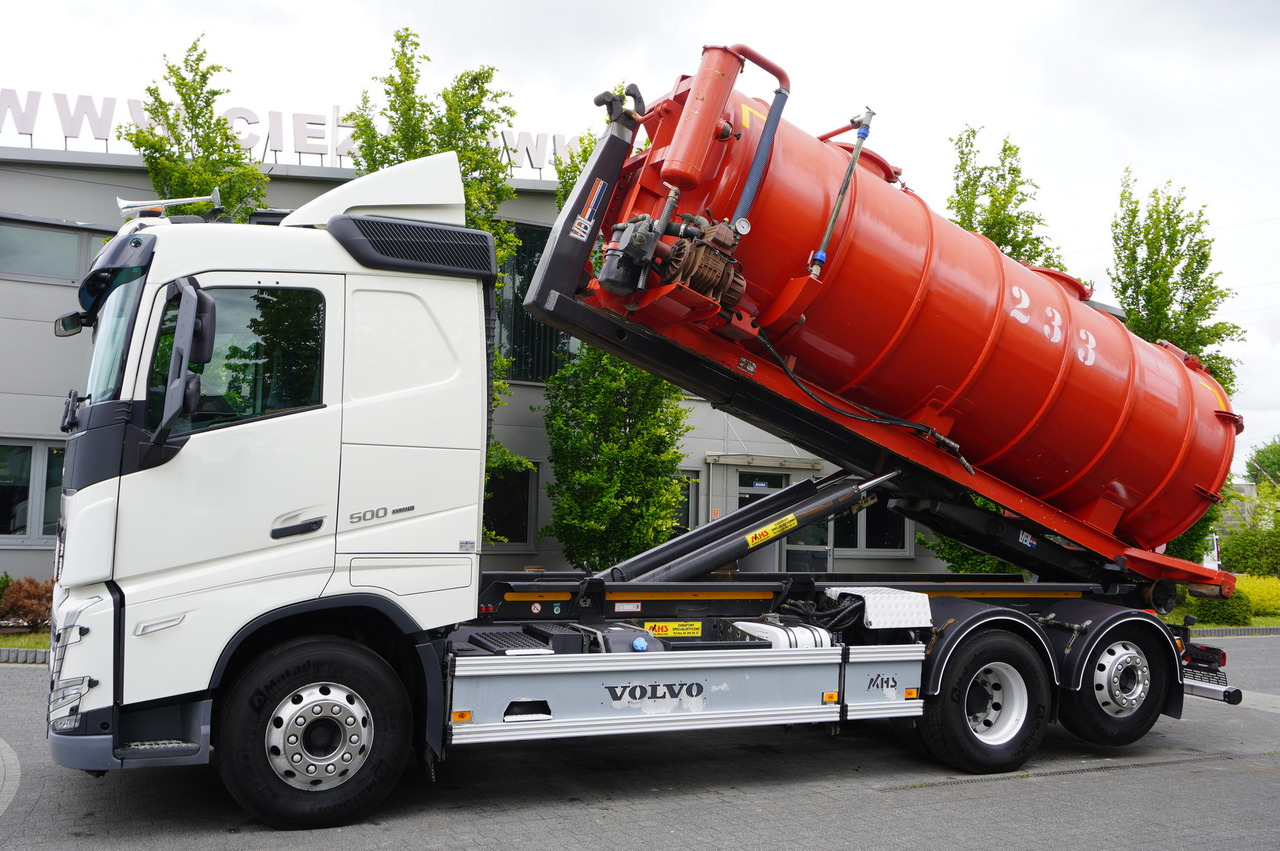 VOLVO Volvo FH 500 / Septic barrel 13000 l / Hook lift 21 t / 2022 / 3rd axle steered / 2 units - 후크 리프트 트럭 : 사진 4 VOLVO Volvo FH 500 / Septic barrel 13000 l / Hook lift 21 t / 2022 / 3rd axle steered / 2 units - 후크 리프트 트럭 : 사진 4