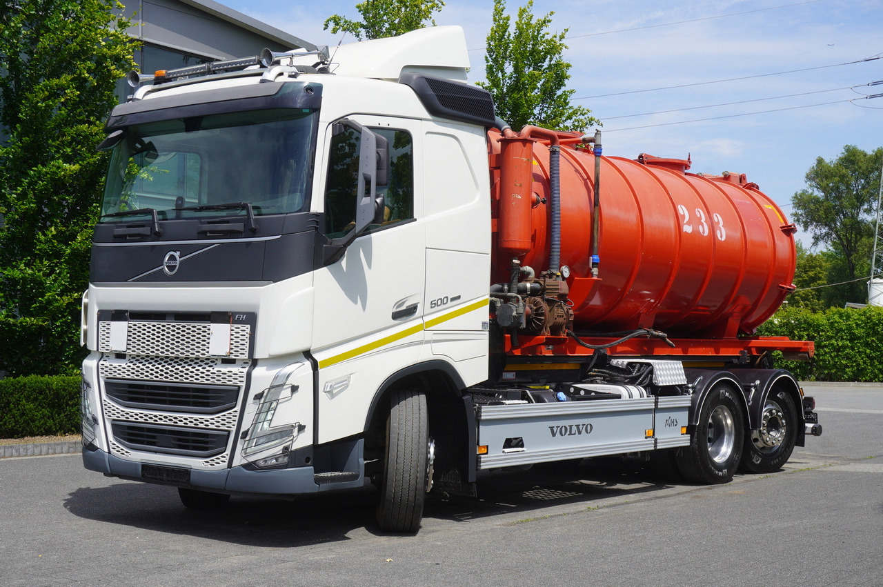 VOLVO Volvo FH 500 / Septic barrel 13000 l / Hook lift 21 t / 2022 / 3rd axle steered / 2 units - 슬러리 탱커 : 사진 2 VOLVO Volvo FH 500 / Septic barrel 13000 l / Hook lift 21 t / 2022 / 3rd axle steered / 2 units - 슬러리 탱커 : 사진 2