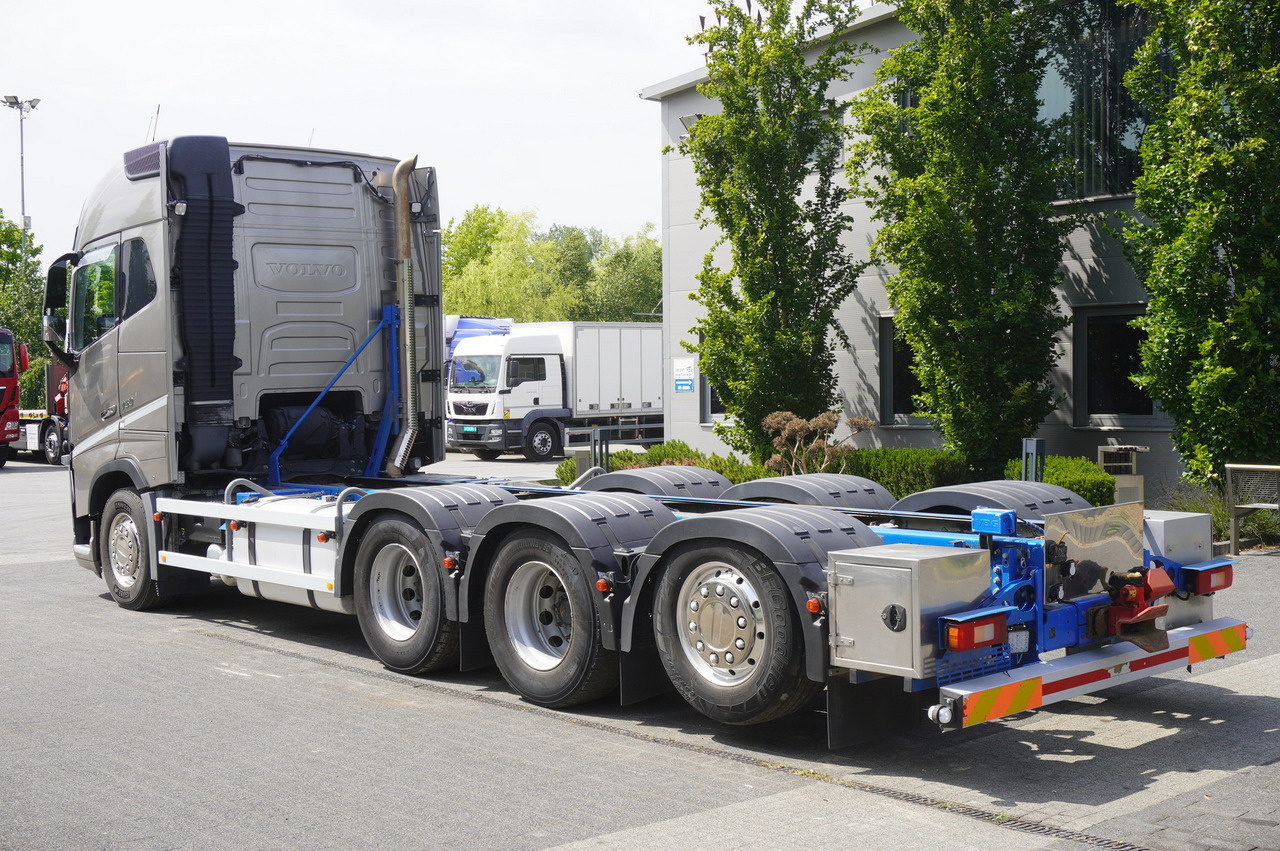 VOLVO Volvo FH16 750 8x4x4 / 750 HP! / Frame 685 cm / Steered 4th axle - 크레인 트럭 : 사진 4 VOLVO Volvo FH16 750 8x4x4 / 750 HP! / Frame 685 cm / Steered 4th axle - 크레인 트럭 : 사진 4