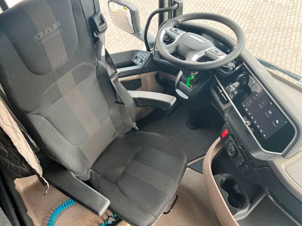 DAF XG 480 FT TraXon ZF-Intarder 2x Tank 1.195 Liter - 트랙터 유닛 : 사진 5 DAF XG 480 FT TraXon ZF-Intarder 2x Tank 1.195 Liter - 트랙터 유닛 : 사진 5