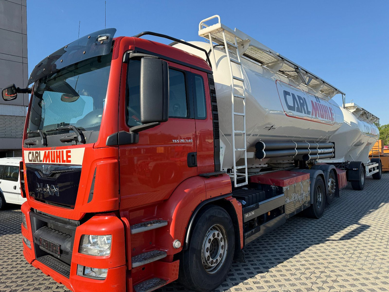 MAN TGS 26,440 Silo 31m³ Getreide Staub Rieselgüter - 진공 흡입 트럭 : 사진 4 MAN TGS 26,440 Silo 31m³ Getreide Staub Rieselgüter - 진공 흡입 트럭 : 사진 4