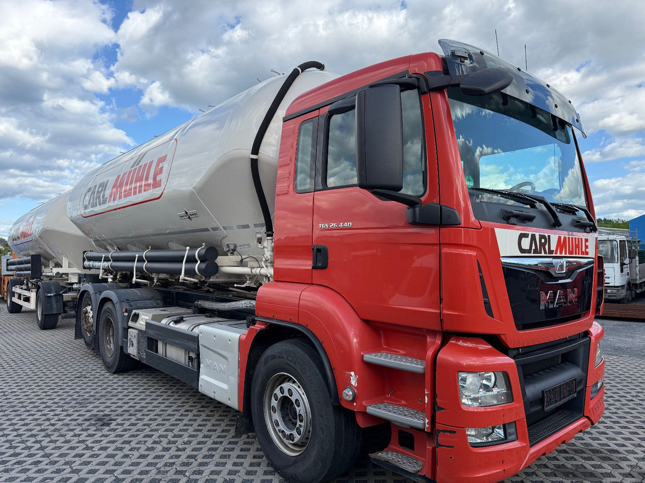 MAN TGS 26,440 Silo 31m³ Getreide Staub Rieselgüter - 진공 흡입 트럭 : 사진 3 MAN TGS 26,440 Silo 31m³ Getreide Staub Rieselgüter - 진공 흡입 트럭 : 사진 3