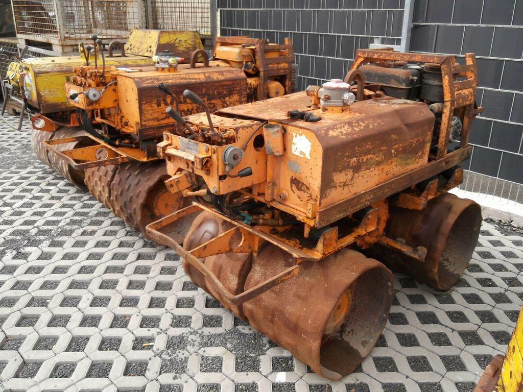 Rammax RW 1402 - 미니 롤러 : 사진 2 Rammax RW 1402 - 미니 롤러 : 사진 2