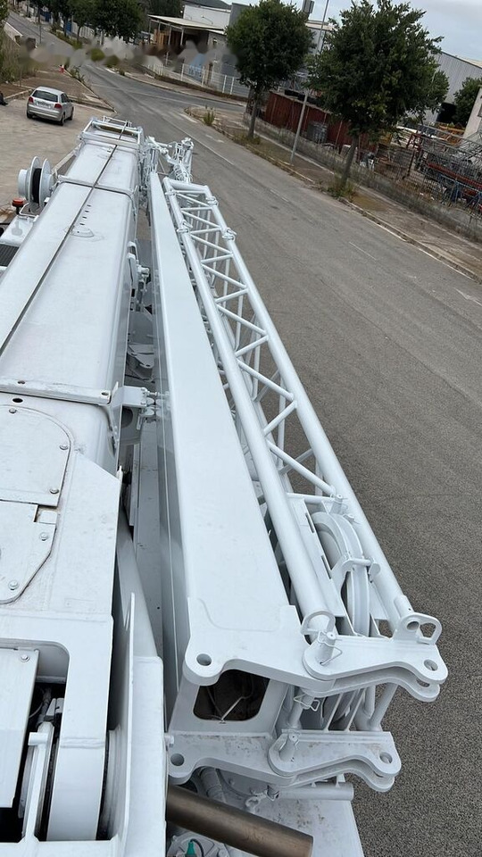 리스 Liebherr LTM 1090 4.1 Liebherr LTM 1090 4.1 : 사진 9