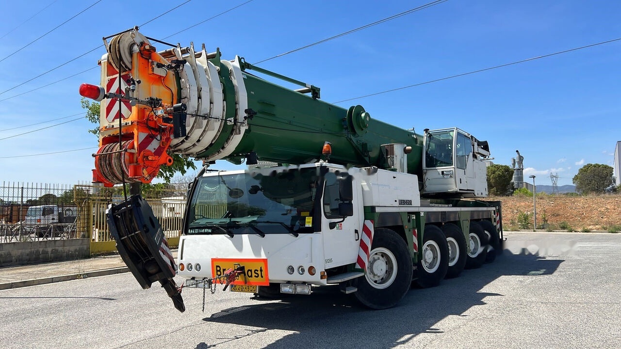 Liebherr LTM 1220 5.2 - 모바일 크레인 : 사진 1 Liebherr LTM 1220 5.2 - 모바일 크레인 : 사진 1