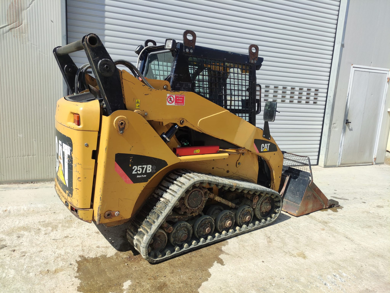 CATERPILLAR 257B2 - 소형 트랙 로더 : 사진 4 CATERPILLAR 257B2 - 소형 트랙 로더 : 사진 4