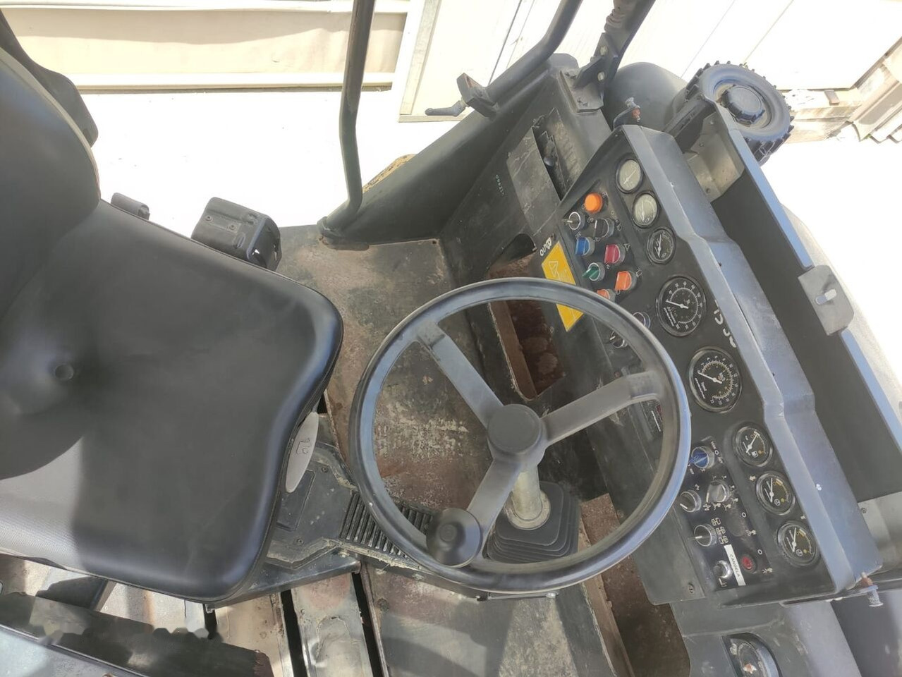 Dynapac CC232HF - 로드 롤러 : 사진 5 Dynapac CC232HF - 로드 롤러 : 사진 5