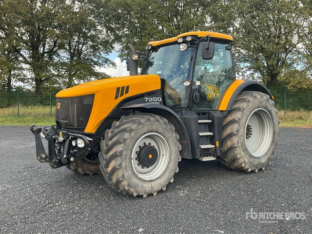 2009 JCB Fastrac 7200 P-Tronic 4WD Tractor - 장궤형 트랙터 : 사진 1 2009 JCB Fastrac 7200 P-Tronic 4WD Tractor - 장궤형 트랙터 : 사진 1