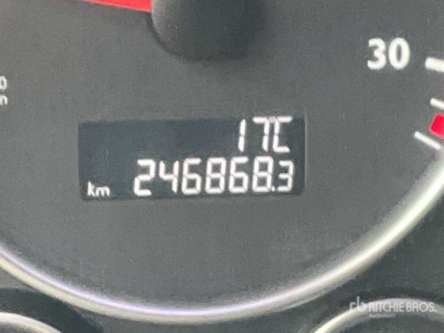 2009 MAN TGL 12.220 4x2 T/A Sleeper Truck Tractor - 커튼사이더 트럭 : 사진 5 2009 MAN TGL 12.220 4x2 T/A Sleeper Truck Tractor - 커튼사이더 트럭 : 사진 5