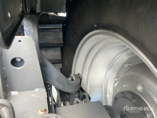 2015 Massey Ferguson 8737 4WD Tractor - 장궤형 트랙터 : 사진 5 2015 Massey Ferguson 8737 4WD Tractor - 장궤형 트랙터 : 사진 5