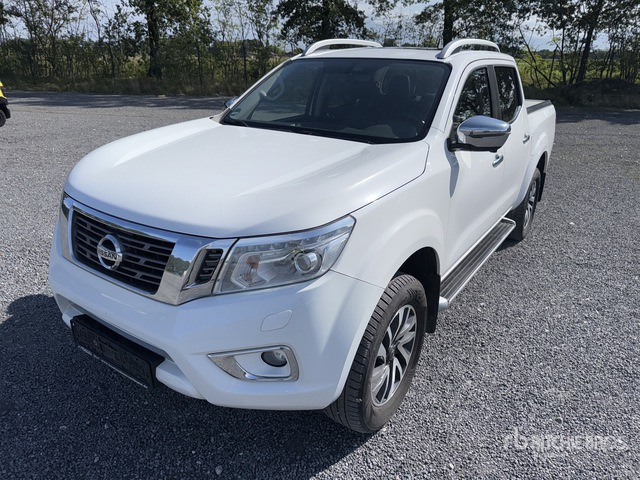 2018 Nissan Navara 4x4 Pickup - 픽업트럭 : 사진 2 2018 Nissan Navara 4x4 Pickup - 픽업트럭 : 사진 2