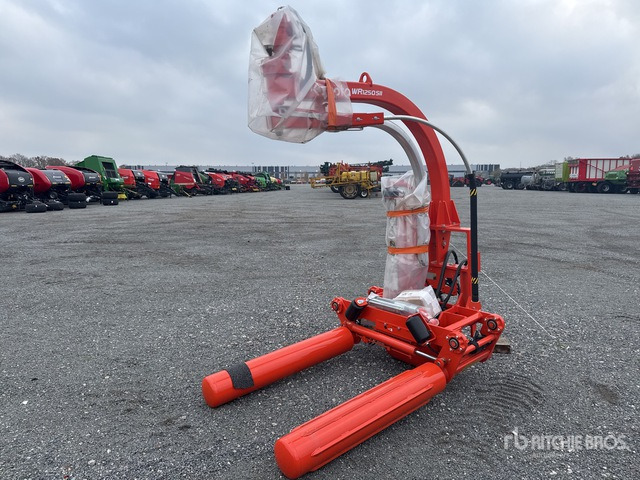 2023 Kubota WR1250 A SW (Unused) Bale Wrapper - 베일 포장기 : 사진 4 2023 Kubota WR1250 A SW (Unused) Bale Wrapper - 베일 포장기 : 사진 4