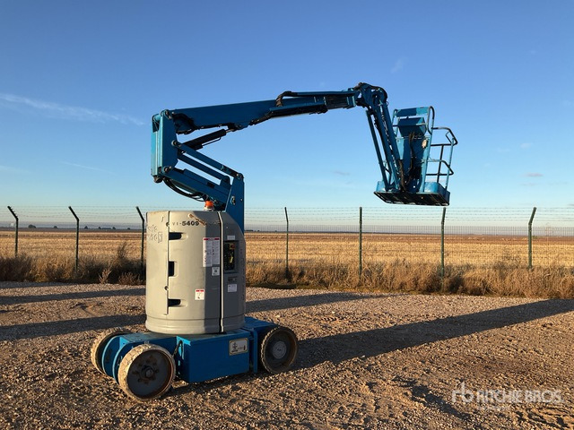 2006 Genie Z-30/20N 2WD Electric Articulating Boom Lift - 관절 붐 : 사진 2 2006 Genie Z-30/20N 2WD Electric Articulating Boom Lift - 관절 붐 : 사진 2