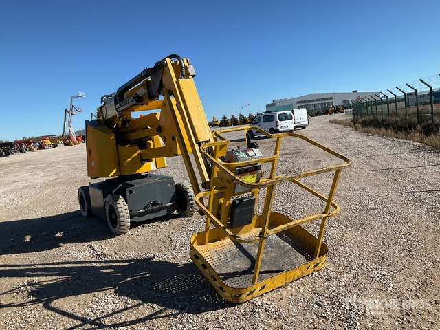 2006 Haulotte HA12IP 2WD Electric Articulating Boom Lift - 관절 붐 : 사진 3 2006 Haulotte HA12IP 2WD Electric Articulating Boom Lift - 관절 붐 : 사진 3