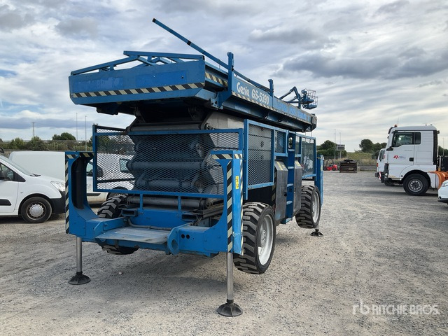 2008 Genie GS-5390RT 4x4 Diesel Scissor Lift - 시저 리프트 : 사진 3 2008 Genie GS-5390RT 4x4 Diesel Scissor Lift - 시저 리프트 : 사진 3