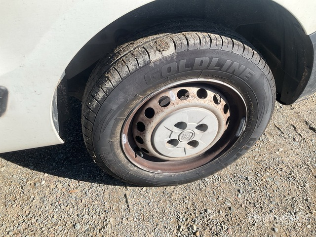 2015 Fiat Fiorino Van Truck - 밴 : 사진 4 2015 Fiat Fiorino Van Truck - 밴 : 사진 4